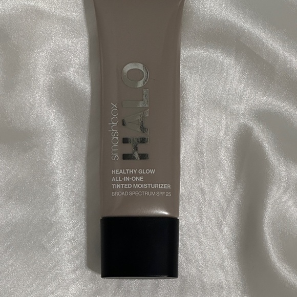 Smashbox Halo Tinted Moisturizer - Tan - Picture 1 of 2